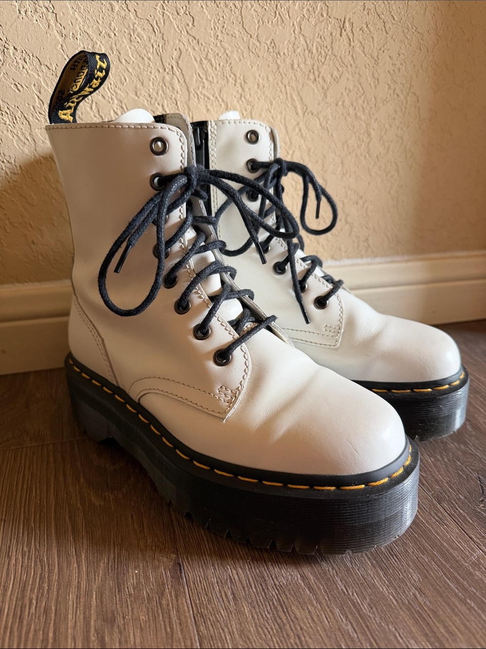 Doc Marten Jadon platforms